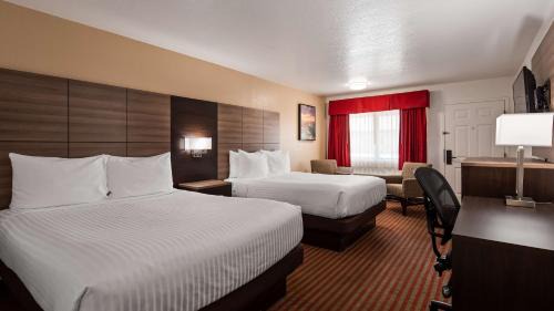 Queen Room with Two Queen Beds
