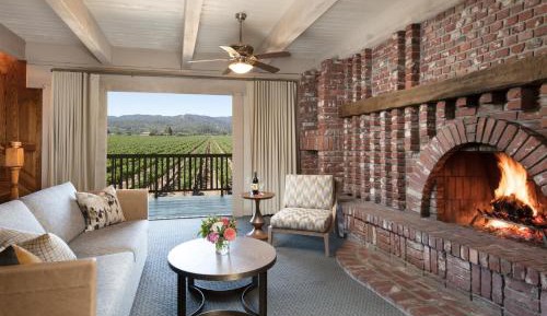 King Vineyard View Collection Suite