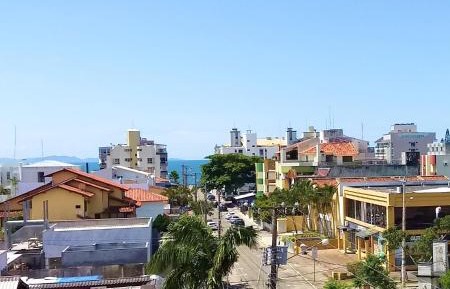 Deluxe Quadruple Room with Balcony