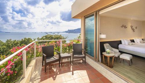 Deluxe Seaview Twin Room with Balcony