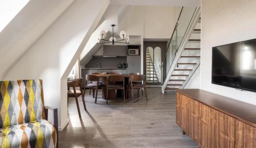 Three-Bedroom Duplex Apartment