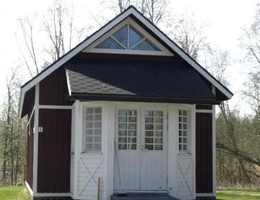 House (8 Adults)