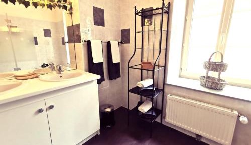Quadruple Room with Private Bathroom