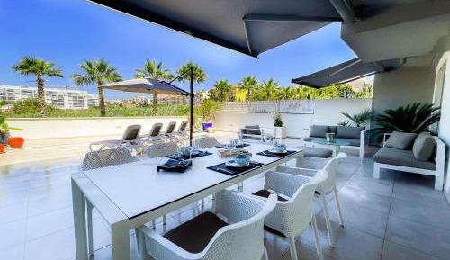 Three-Bedroom Superior Apartment