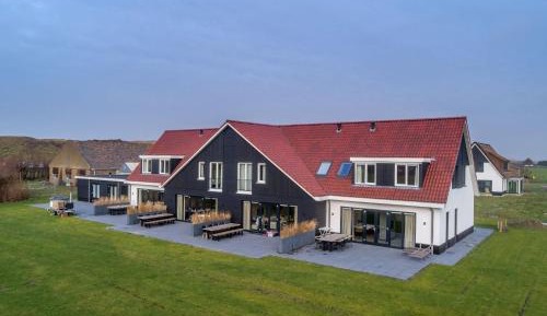 Three-Bedroom Holiday Home 