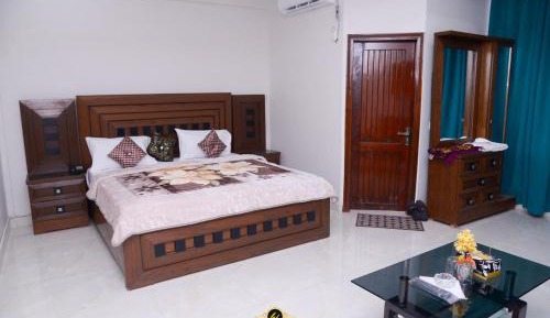 Deluxe Double Room with Extra Bed