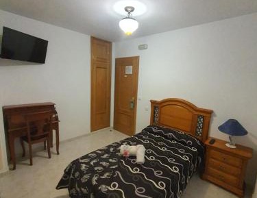Single Room with Private Bathroom