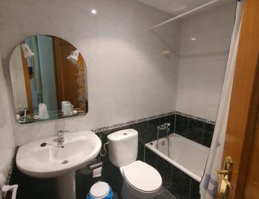 Triple Room with Bathroom