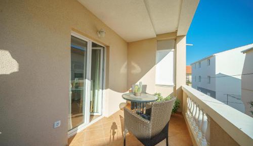 One-Bedroom Apartment with Balcony - 11 Katarina Zrinski Street