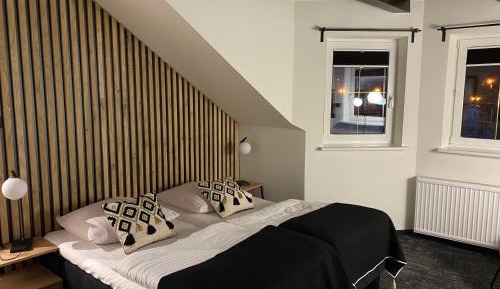 Deluxe Double Room with Bath