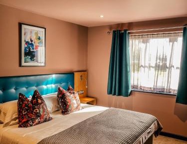 Superior King or Twin Room