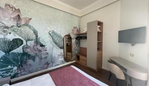 Double or Twin Room with Side Sea View
