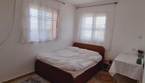Standard Double Room with Shared Bathroom