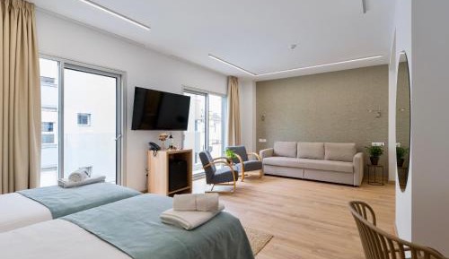 Junior Suite with Balcony