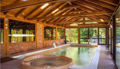 Three-Bedroom Holiday Home 