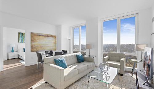 Luxury Two Bedroom Apartment 