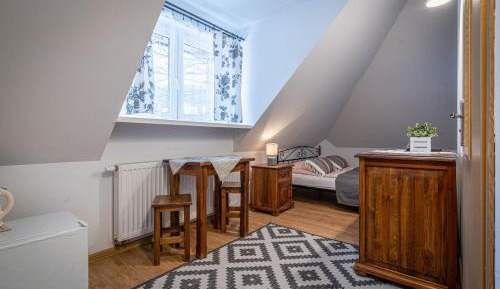 Triple Room with Private Bathroom