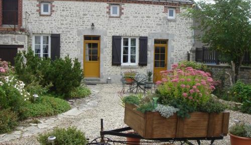 Holiday Home (4 Adults)