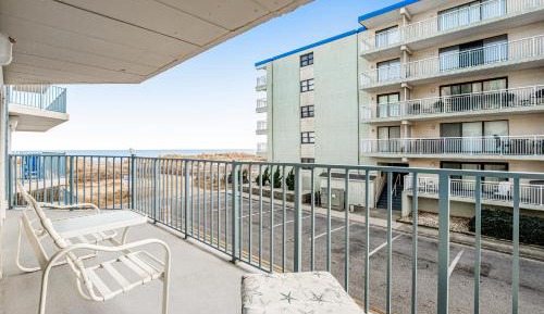 Two Bedroom Apartment 