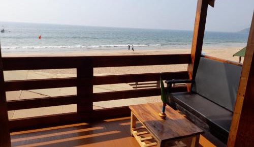 Deluxe Double Room with Balcony and Sea View