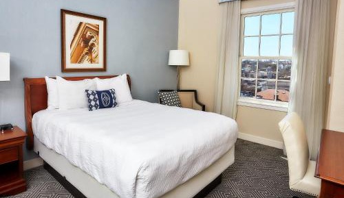 Queen Room