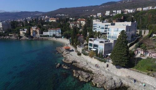 Three-Bedroom Apartment with Sea View