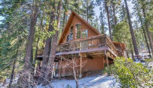 Three-Bedroom Vacation Home 