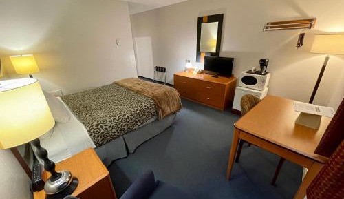 Queen Room