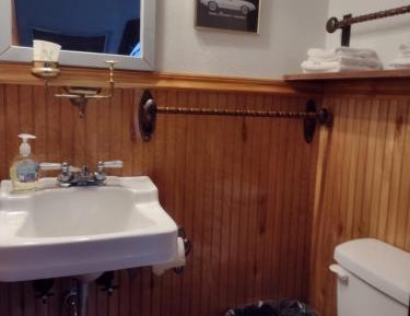 Twin Room with Shared Bathroom