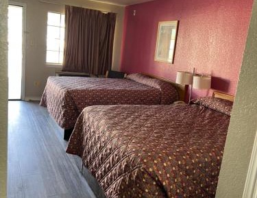 Queen Room