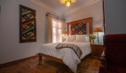 Deluxe Queen Room