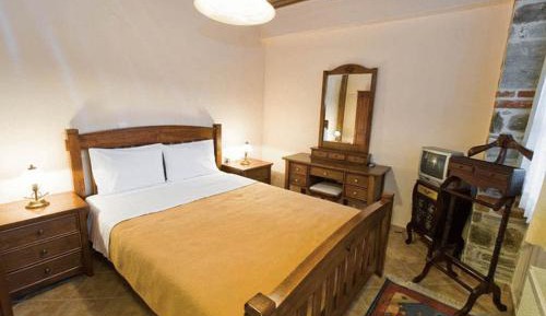 Apartment (2 Adults)