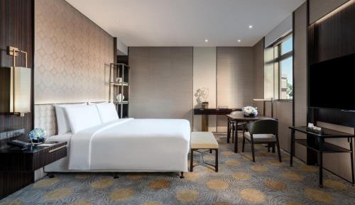 Elite King Room