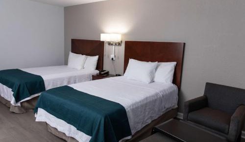 Deluxe Quadruple Room - Non-Smoking