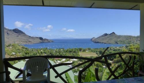 Bungalow with Patio