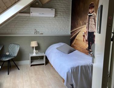 Single Room with Private Bathroom