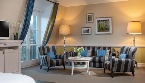 Junior Suite with Garden View