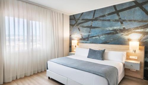 Double Room with Extra Bed with Free Airport Transfer
