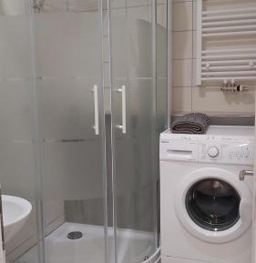 Single Room with Shared Shower and Toilet