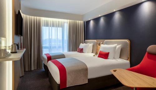 Standard Room with Free Hot Breakfast