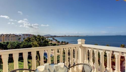 Apartment with Sea View
