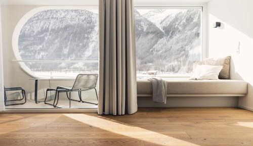 Two-Bedroom Apartment with Balcony