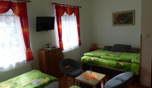 Quadruple Room with Bathroom