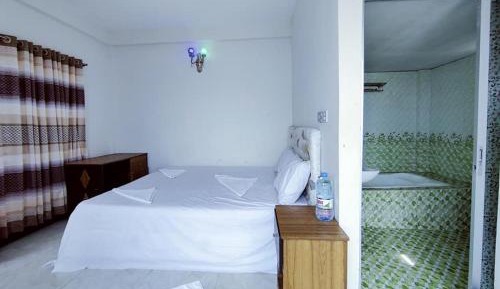 Deluxe Double Room with Balcony and Sea View