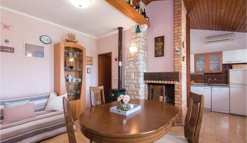 Four-Bedroom Holiday Home