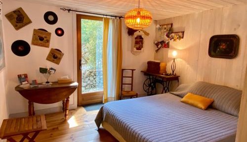 Double Room with Private Bathroom