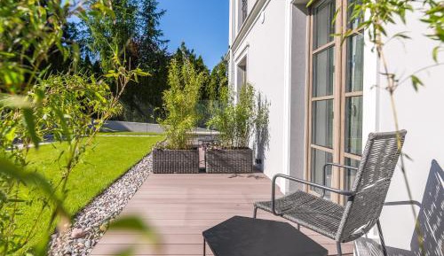 King Room with Garden View