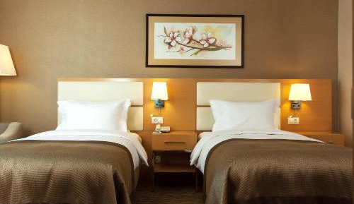 Superior Room with City View