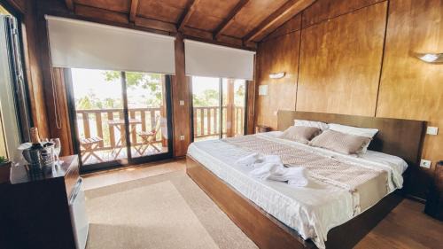 Bungalow - Not Pet Friendly