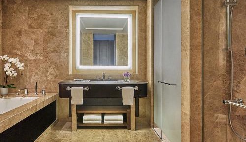 Premier Room with King Bed